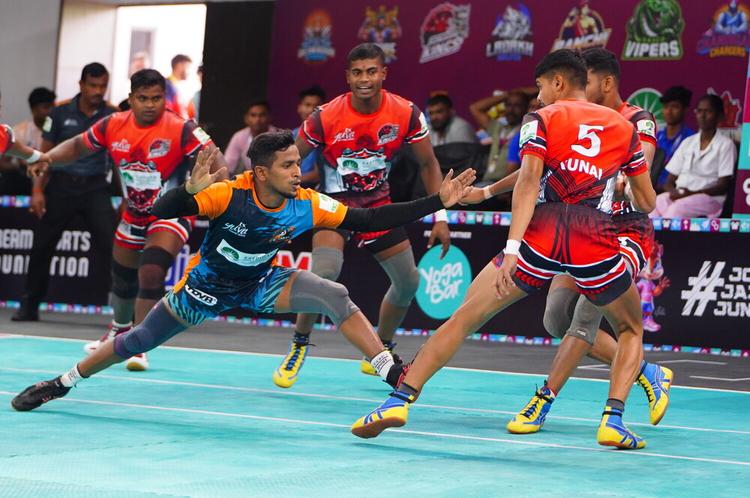 Thrilling encounters continue as the YKS arena saw its first tied contest of this edition on Day 2