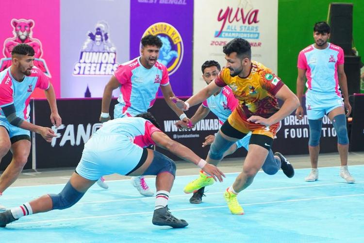 Jaipur & Sonipat lead their respective pools at the closure of Day III