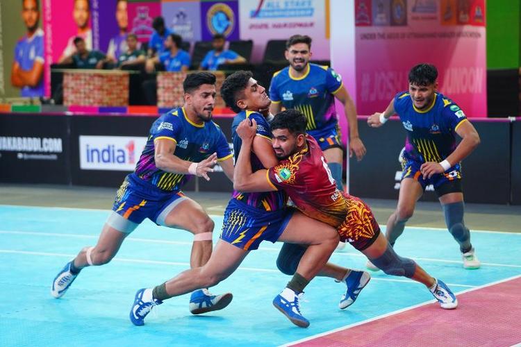 Thrilling performances & epic contributions consolidate teams’ positions on the points table