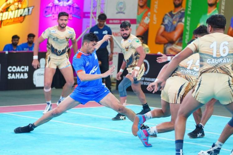Thrilling matchday sees raiders & defenders dominate YKS arena