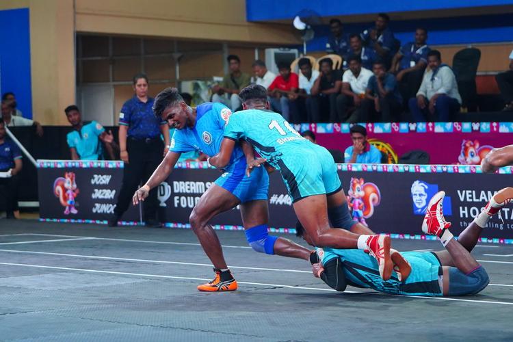Stalin  Alex - Match 3 - Nellai Kings vs KR Sports - YKS TN CLUBS 2024