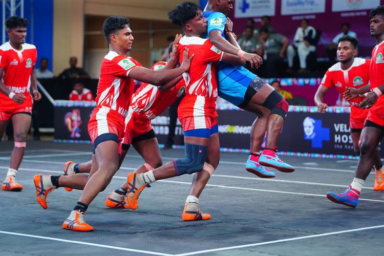 Gajenthiramoorthi Murugesan - Match 9 - KR Sports vs Karpagam University - YKS TN CLUBS 2024