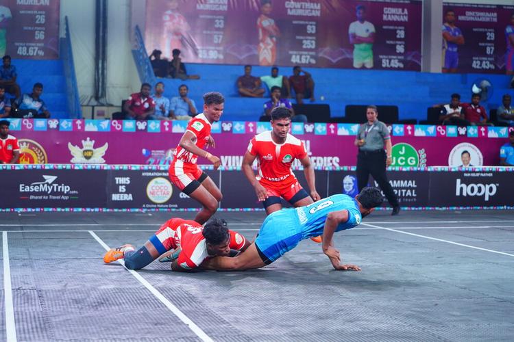 Gajenthiramoorthi Murugesan - Match 9 - KR Sports vs Karpagam University - YKS TN CLUBS 2024