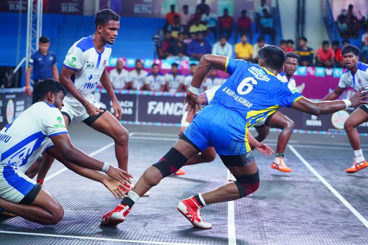 A Nanthakumar - Match 36 - Sivagangai Warriors vs PRIST University - YKS TN CLUBS 2024