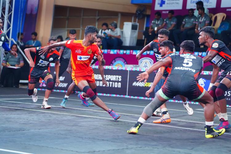 E Dravid - Match 41 - Durai Singam vs AMKC Gobi - YKS TN CLUBS 2024
