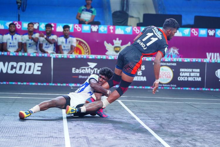 Manoj - Match 45 - AMKC Gobi vs PRIST University - YKS TN CLUBS 2024