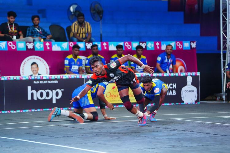 B Arunkumar - Match 49 - AMKC Gobi vs Sivagangai Warriors - YKS TN CLUBS 2024