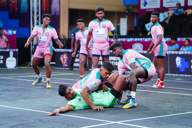 B Tharniesh - Match 52 - Samy Academy vs Chennai Sports - YKS TN CLUBS 2024
