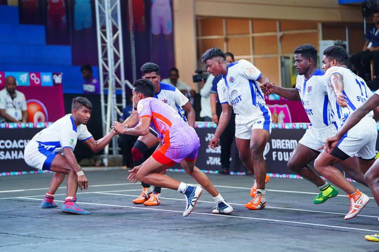 Elanthendral Elancheliyan - Match 77 - Jayachitra Club vs PRIST University - YKS TN CLUBS 2024