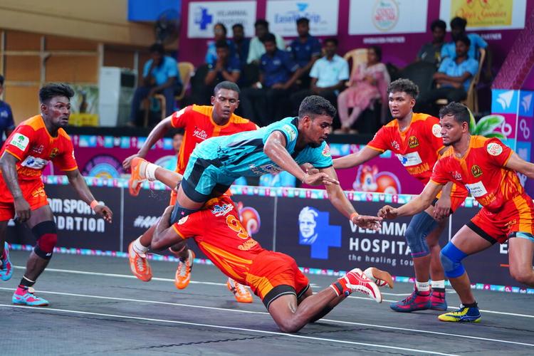 S Subramanian - Match 78 - Nellai Kings vs Durai Singam - YKS TN CLUBS 2024