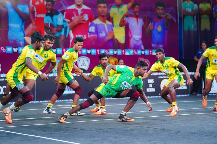 Karthik - Match 109 - Alathankarai Club vs SRM University - YKS TN CLUBS 2024