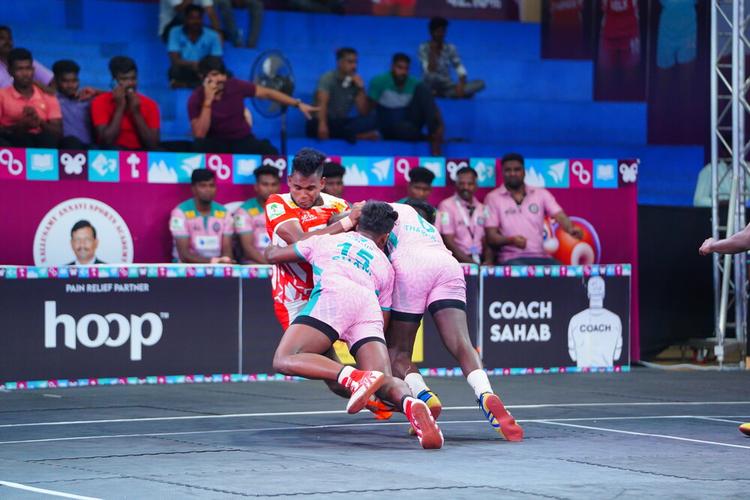 B Tharniesh - Quarter Final 2 - Karpagam University vs Chennai Sports - YKS TN CLUBS 2024