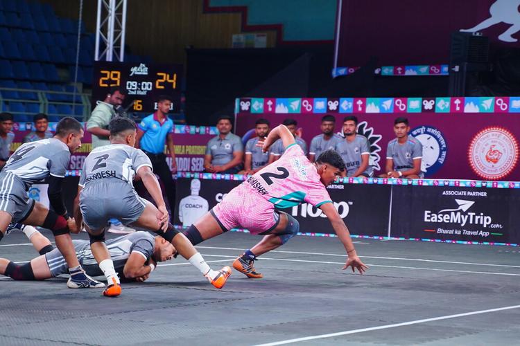 Abhishek Gunge - Match 66 - Sangli District vs Beed District - KMP YKS IDYL 2024
