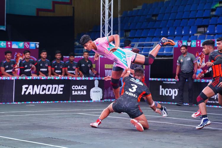 Abhishek Gunge - Match 72 - Sangli District vs Ahmednagar District - KMP YKS IDYL 2024