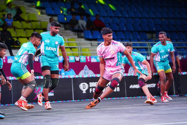 Abhishek Gunge - Match 35 - Sangli District vs Latur District - KMP YKS IDYL 2024